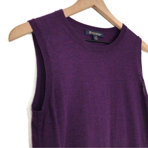BROOKS BROTHERS Extra-Fine Italian Merino Sleeveless Shell Sweater Vest Top M - Picture 3 of 7